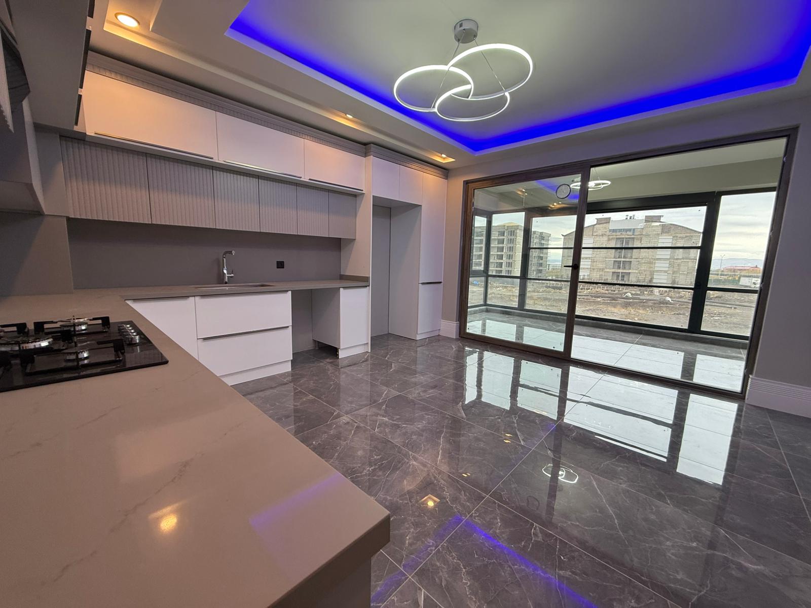 BİLKENTİN KARŞISINDA 4+1 DAİRE